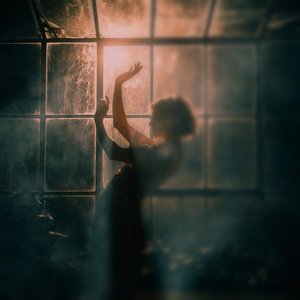 我半夜脱妹妹内裤视频
