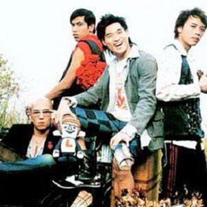 女生自慰玩小玩具的电影
